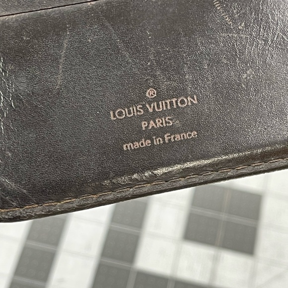 Authentic Louis Vuitton Two Folded Wallet Utah Leather Men’s Bifold Card Holder - Picture 5 of 16